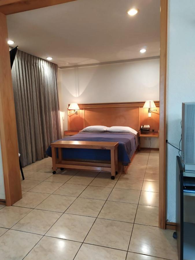 Cypres Hotel & Suites 사포판 외부 사진